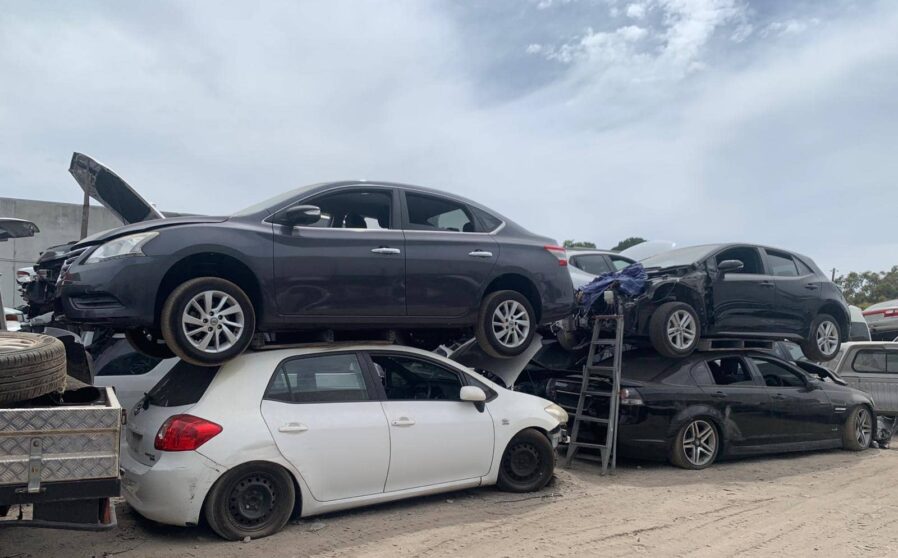 Junk cars in Perth